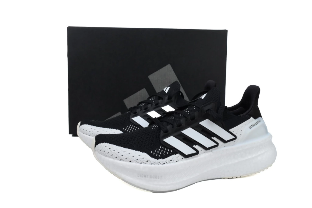 Adidas Ultraboost 5 Blanc/Noir