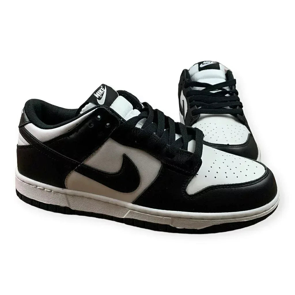 Nike SB Dunk Low Panda