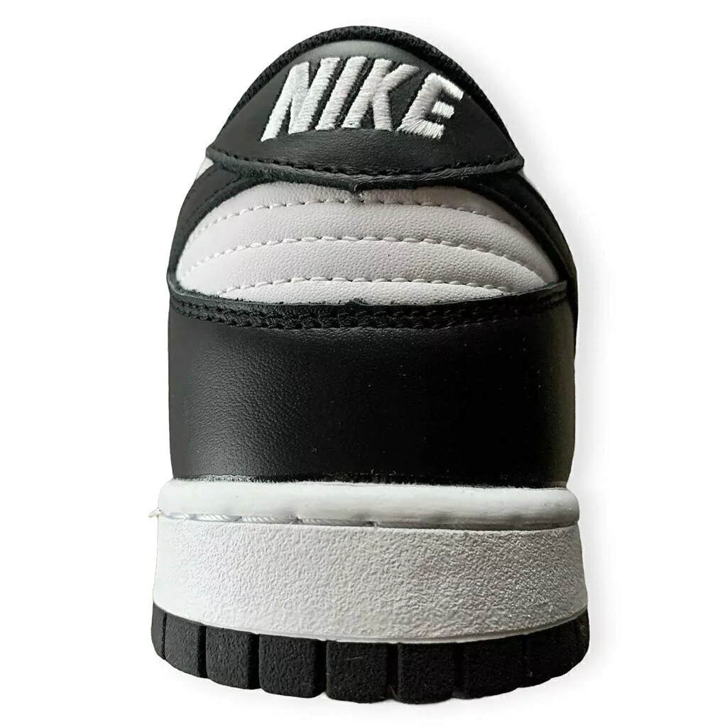 Nike SB Dunk Low Panda