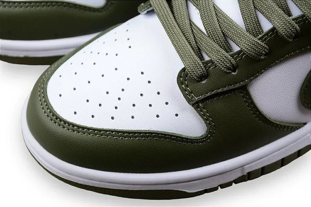 Nike SB Dunk Low Olive