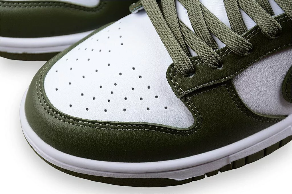 Nike SB Dunk Low Olive