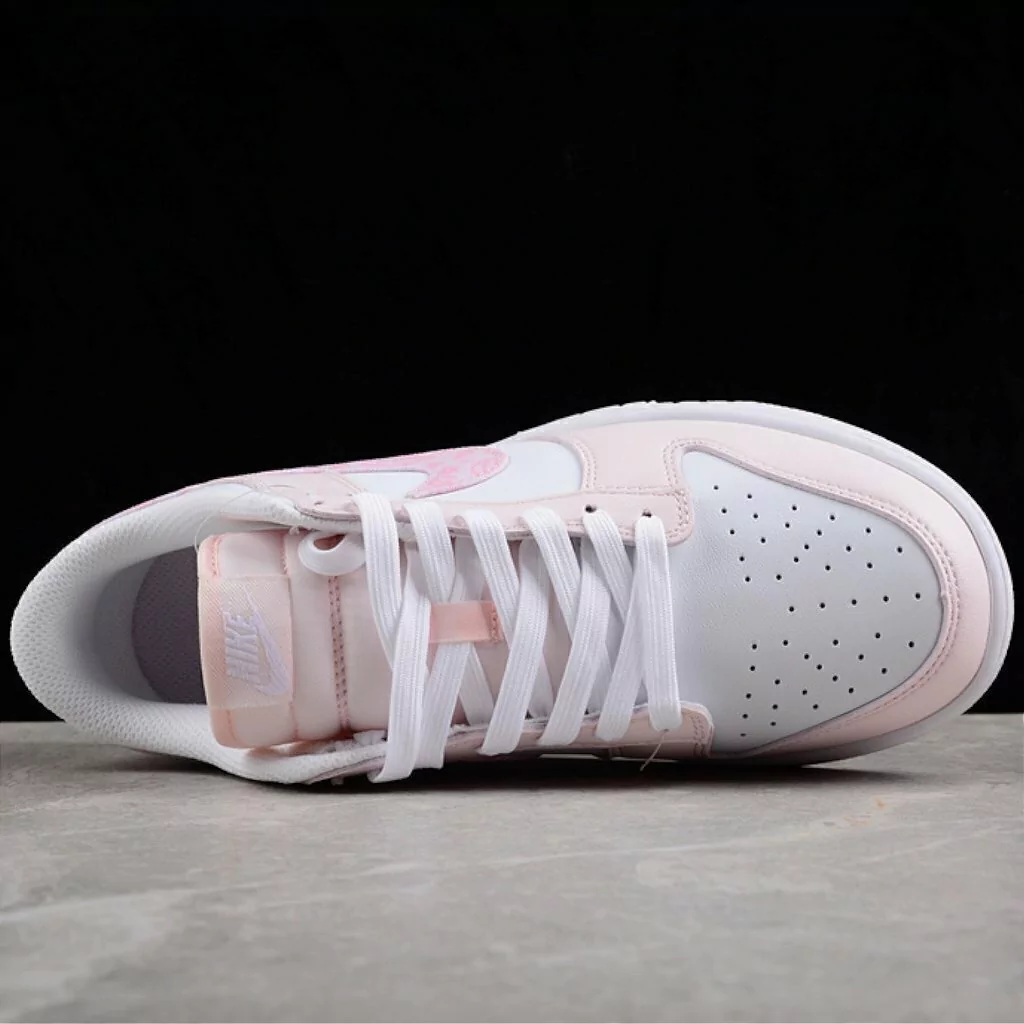 Nike SB Dunk Low Pink/Weiß