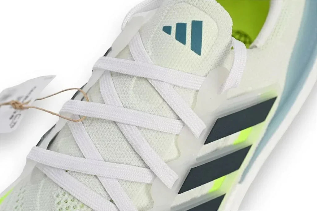 Adidas Ultraboost light 23