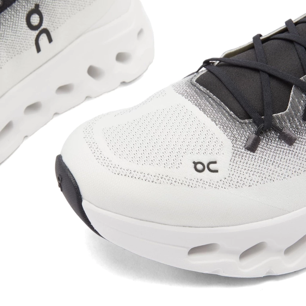 On Running Cloudtilt Black/Ivory